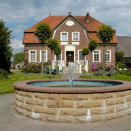 Rustemeier Apartment *